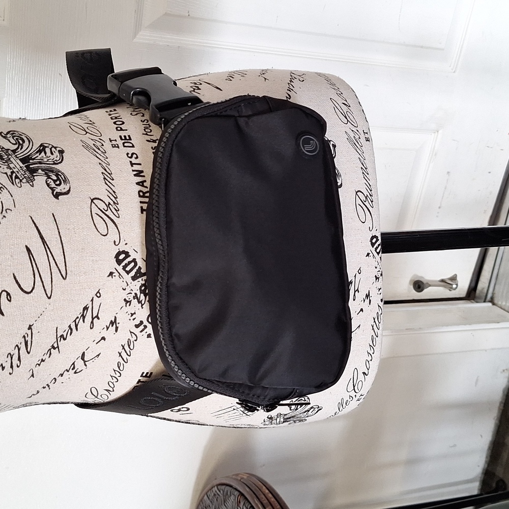 lole fanny bag pack
